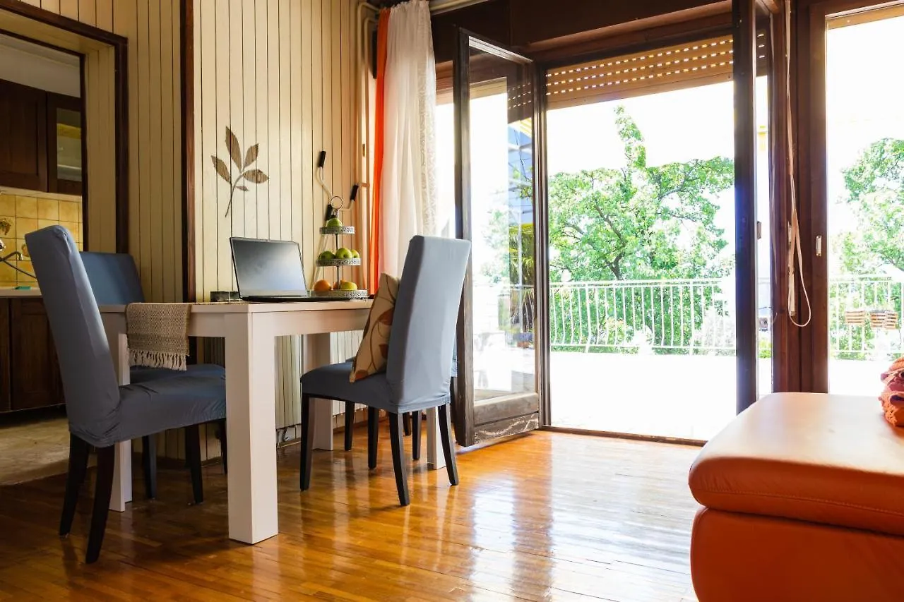 Sea View Suite With King Bed, 150Mbps Wifi And Patio Swing Kastav 0*,